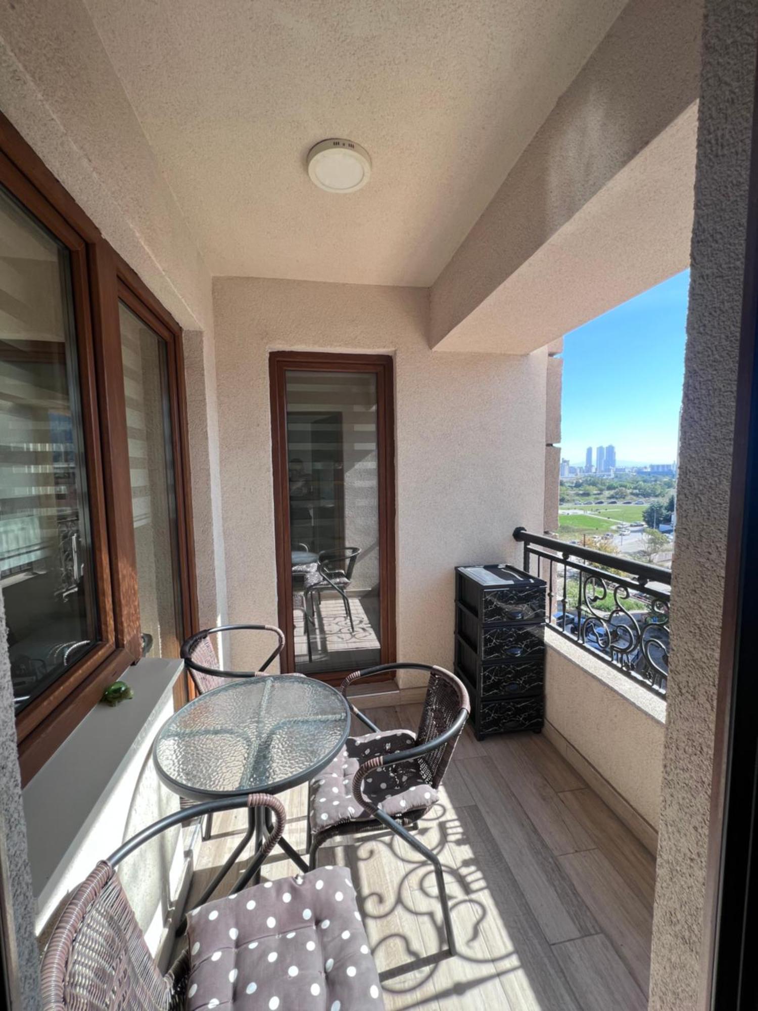 Modern Flatiron Apartment, Skopje Center 外观 照片