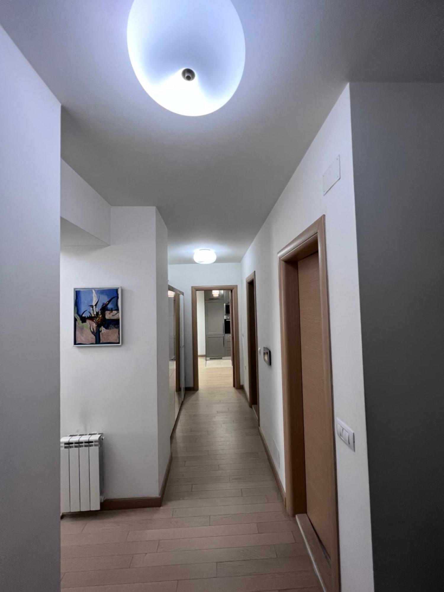 Modern Flatiron Apartment, Skopje Center 外观 照片