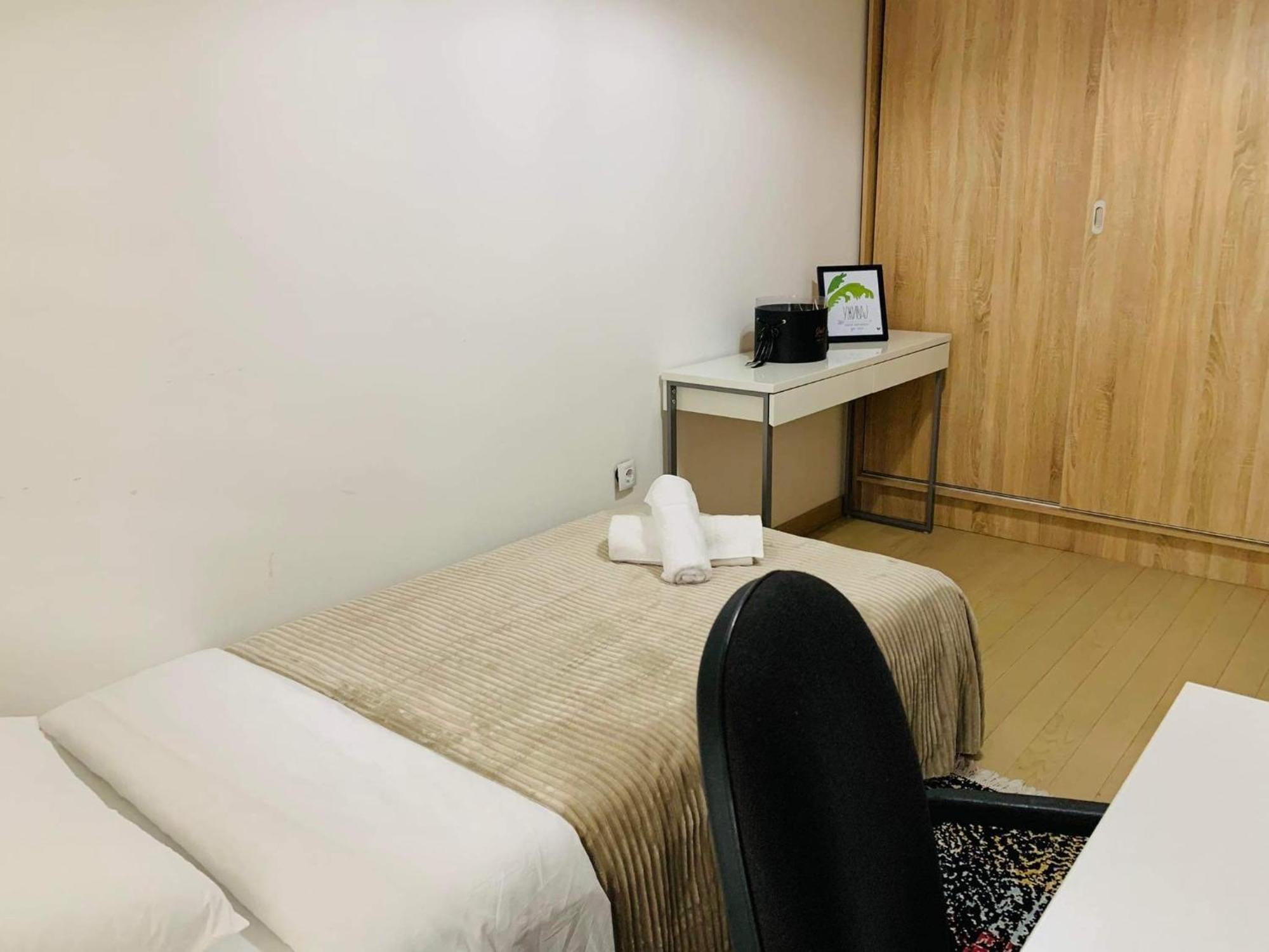 Modern Flatiron Apartment, Skopje Center 外观 照片